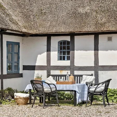 4 Bedroom Beautiful In Tranekær