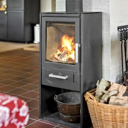 4 Bedroom Beautiful In Tranekær
