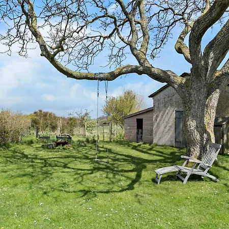 펜션 4 Bedroom Beautiful In Tranekær